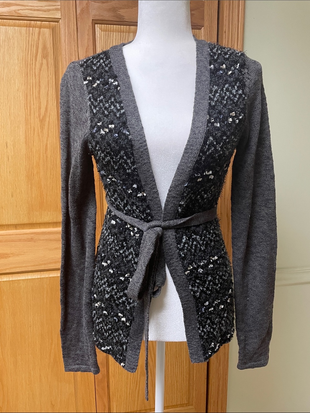 BKE Gray and Charcoal Open-Front Knit Cardigan